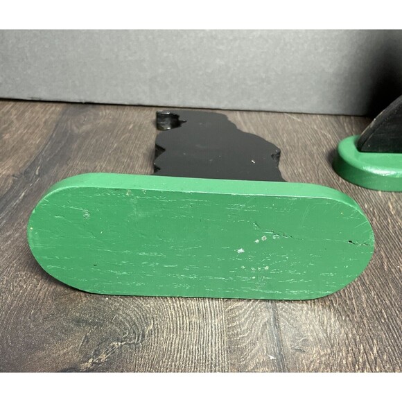 VTG Hand Made Folk Art Textured Santa Claus Skiing Christmas Dummy Board Set/2 - Picture 4 of 7